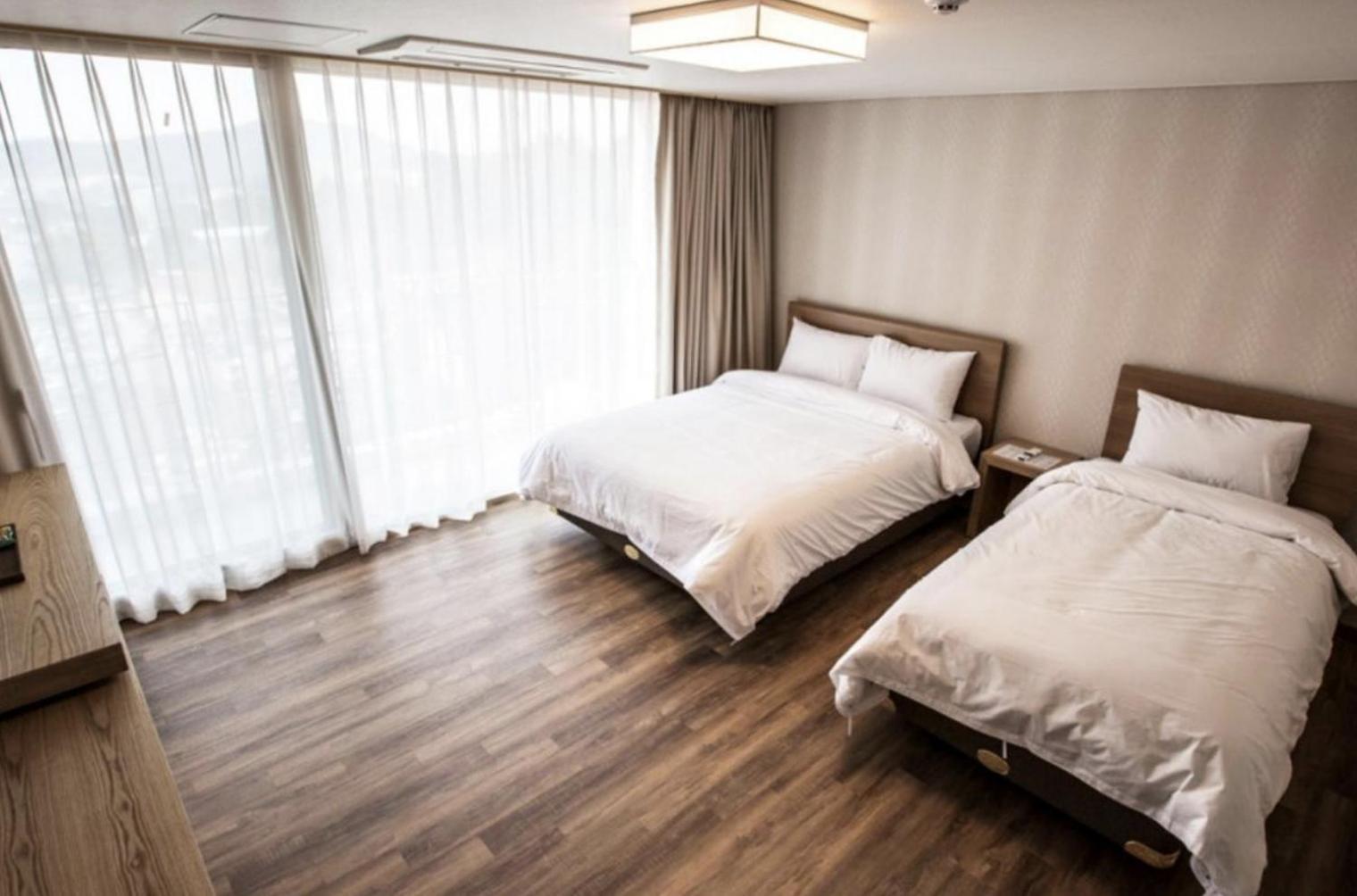 Suave Hotel Σεογκουίπο Εξωτερικό φωτογραφία